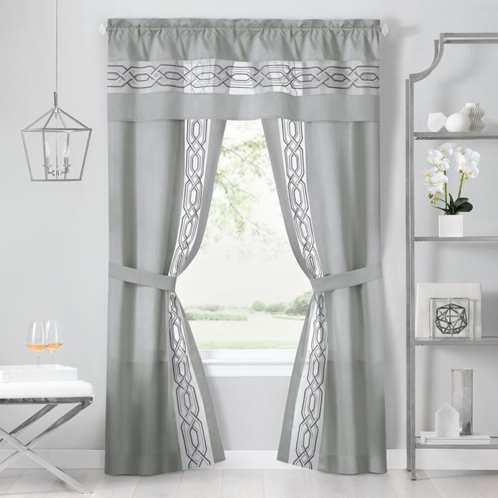 HomeStock Fresh 5-Piece Window Curtain Set - 55x63 - Silver - Geometric Lattice